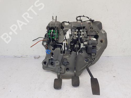 Pedal OPEL CORSA E (X15) [2014-2026]  25839826
