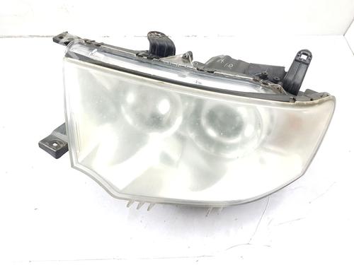 Venstre forlygte MITSUBISHI L200 / TRITON (KA_T, KB_T) 2.5 DI-D 4WD (KB4T) (178 hp) 30161473