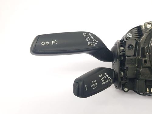 Steering column stalk AUDI Q3 (8UB, 8UG) 2.0 TDI quattro | BP32004031I23