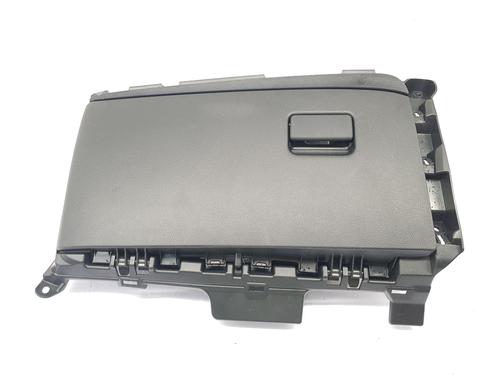 Handskerum TOYOTA YARIS (_P21_, _PA1_, _PH1_) 1.5 Hybrid (MXPH10, MXPH11) (116 hp) 31841957