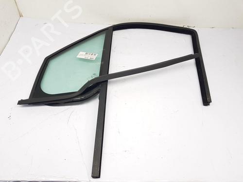 Vetro triangolare anteriore sinistro FORD TRANSIT CONNECT (P65_, P70_, P80_) 1.8 TDCi (90 hp) 30891647