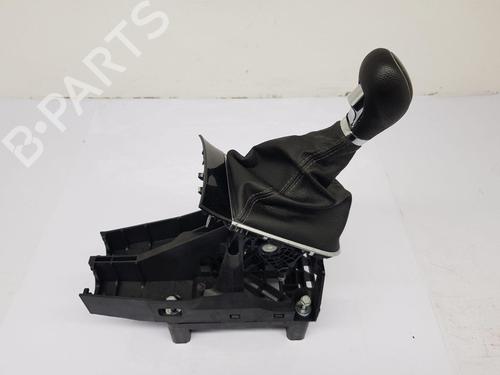 Used Gear lever OPEL MOKKA / MOKKA X (J13) [2012-2019]  30290165