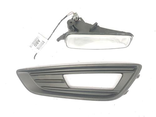 Used Left front fog light FORD FOCUS III 1.0 EcoBoost (100 hp) 29467293