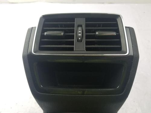 Air vent SKODA KAROQ (NU7, ND7) 1.5 TSI | BP40257484I21 - Image 3