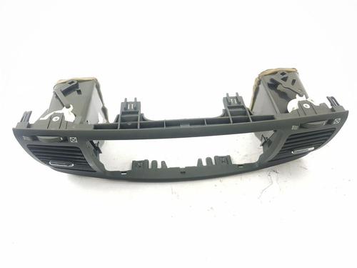 Air vent TOYOTA COROLLA (_E12_) 1.6 VVT-i (ZZE121_, ZZE121R) | BP31841878I21 