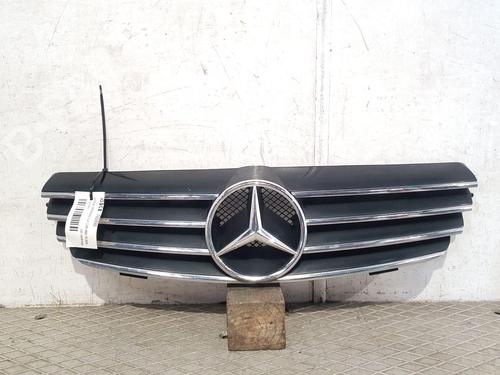 Used Grille MERCEDES-BENZ CLK (C209) CLK 270 CDI (209.316) (170 hp) 29815890