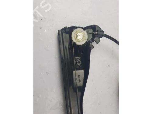 Left front window motor SKODA FABIA II Combi (545) 1.4 TDI | BP39028635E21  - Image 6