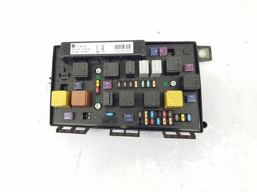 Used Fuse box Fuse box 36671192 36671192