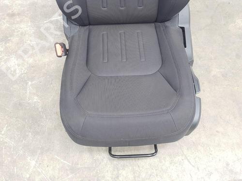 Right front seat LAND ROVER DEFENDER Station Wagon (L663) P300 Si4 4x4 | BP27689261C16 
