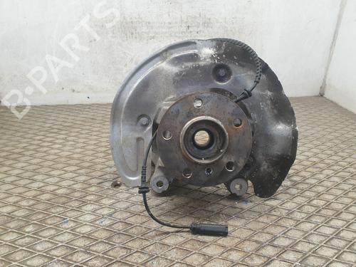 Used Left front steering knuckle BMW 1 (F20) 116 d (116 hp) 30580905