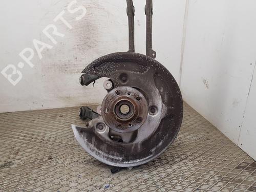 Used Right rear steering knuckle BMW 5 (G30, F90) [2016-2025]  28592807