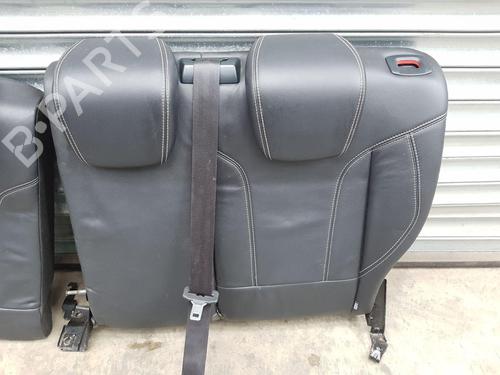 Right front seat FORD FIESTA VI (CB1, CCN) 1.6 Ti | BP26903388C16 