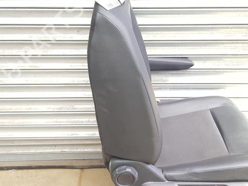 Right front seat VAUXHALL VIVARO C Van (K0) 1.5 | BP36052130C16 - Image 17