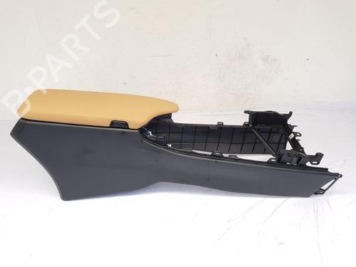 Used Armrest / Center console LEXUS UX (_AA1_, _AH1_, _MA1_) 250h (MZAH10) (184 hp) 29229779