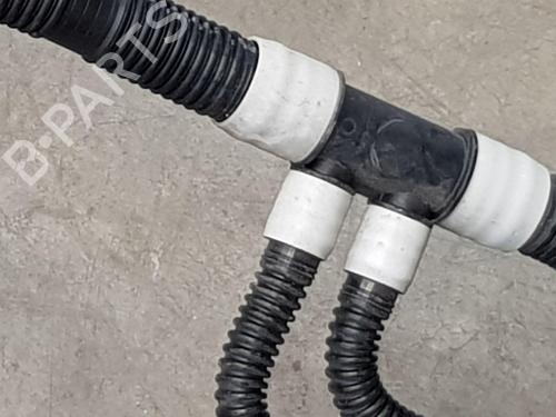Pipe TESLA MODEL 3 (5YJ3) EV AWD | BP35746216M125  - Image 25