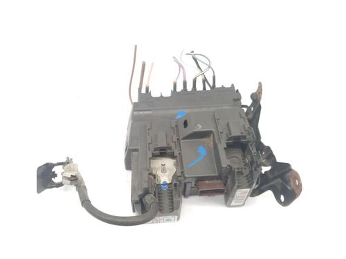 Caja reles / fusibles Caja reles / fusibles 39206755 39206755
