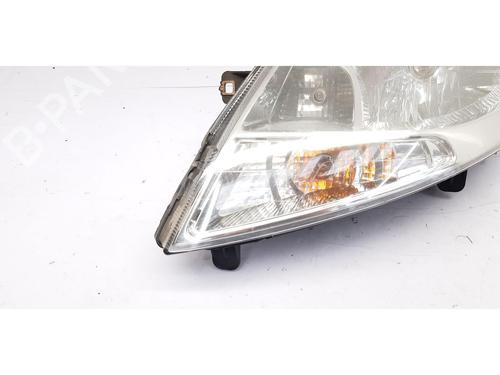 Left headlight VAUXHALL VIVARO A Bus (X83) 2.0 CDTI | BP27353314C28 