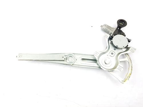 Used Front left window mechanism TOYOTA YARIS (_P13_) 1.3 (NSP130_, NSP130) (99 hp) 28800375