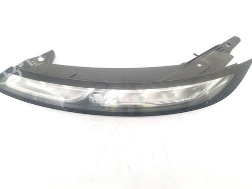Farol diurno esquerdo Farol diurno esquerdo 39247135 39247135