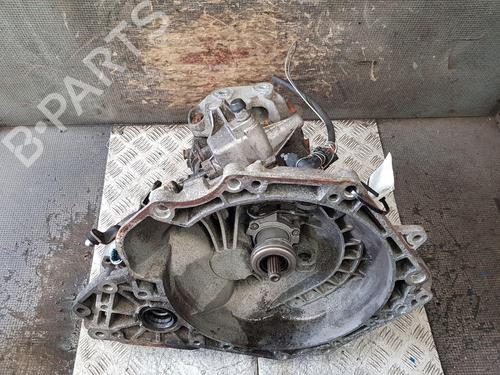 Used Gearbox VAUXHALL MERIVA A (X03) 1.4 16V Twinport (90 hp) 26943267