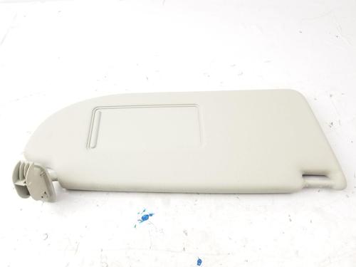 Used Right sun visor Right sun visor 38487661 38487661