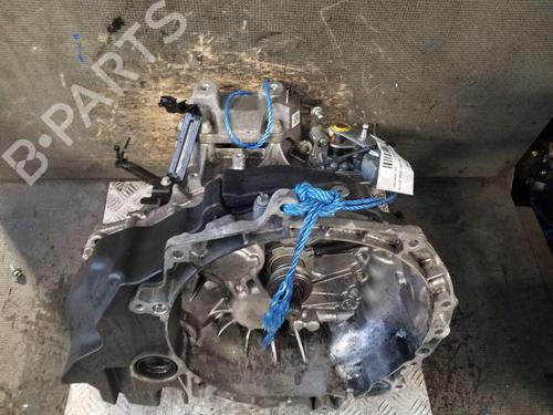 Używane Skrzynia biegów JAGUAR E-PACE (X540) 2.0 D150 (150 hp) 30796187