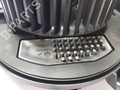 Heater blower motor VW GOLF VII (5G1, BQ1, BE1, BE2) 2.0 TDI | BP27920646M62 