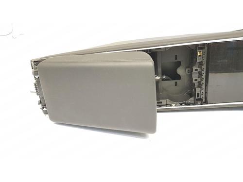 Armrest / Center console TESLA MODEL 3 (5YJ3) EV AWD | BP34042829I20  - Image 8