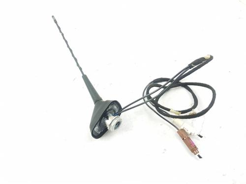 Antenne/Base RENAULT KADJAR (HA_, HL_) [2015-2026]  31819691