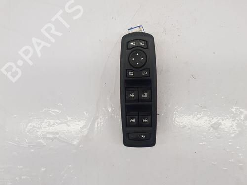 Used Right front window switch Right front window switch RENAULT LAGUNA III (BT0/1) 2.0 dCi (BT01, BT08, BT09, BT0E, BT0K, BT12, BT1C, BT1D,... (150 hp) 35967179 35967179
