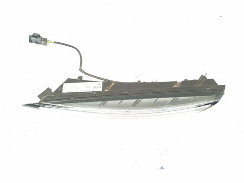 Used Left daytime light Left daytime light 36984615 36984615