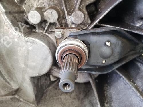 Gearbox PEUGEOT PARTNER Box Body/MPV 1.6 HDi | BP33165250M3 - Image 2