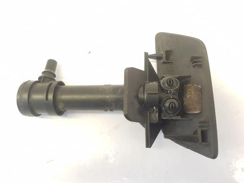 Headlight washer AUDI Q3 (8UB, 8UG) 2.0 TDI | BP32221589E17 