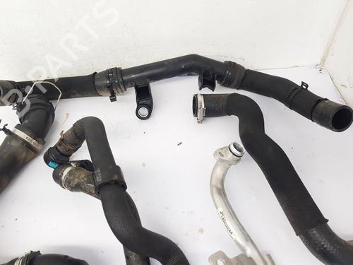 Pipe LAND ROVER DEFENDER Station Wagon (L663) P300 Si4 4x4 | BP30137864M125