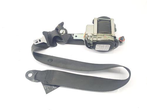 front-right-seatbelt-kia-ceed-hatchback-ed-2006-2007-2008-2009-2010-2011-2012-31663600 main image