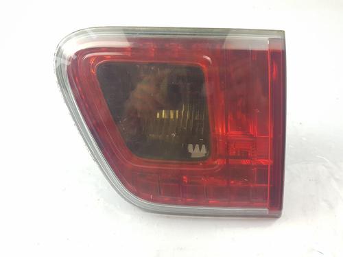 Venstre baglygte bagklap Venstre baglygte bagklap TOYOTA AVENSIS Estate (_T27_) 2.0 D-4D (ADT270_, ADT270R) (126 hp) 37158948 37158948