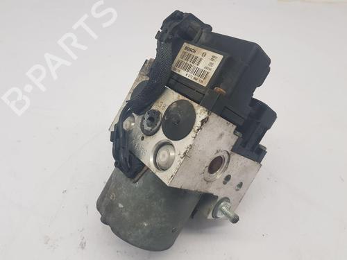Used ABS pump ABS pump TOYOTA YARIS (_P1_) 1.0 (SCP10_, SCP10R) (65 hp) 36093459 36093459