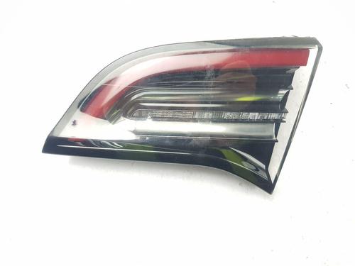 Used Right tailgate light Right tailgate light TESLA MODEL 3 (5YJ3) EV AWD (351 hp) 33726486 33726486