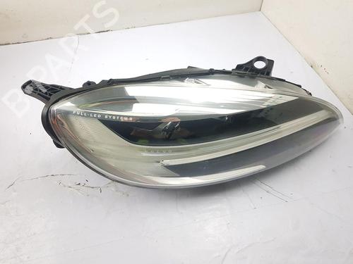 right-headlight-volvo-v40-hatchback-525-2012-2013-2014-2015-2016-2017-2018-2019-32252244 main image