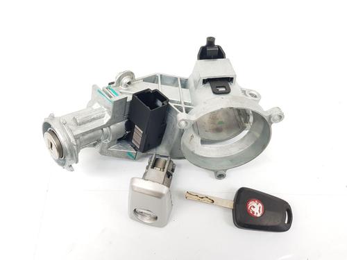 Used Ignition barrel Ignition barrel VAUXHALL CORSA Mk III (D) (S07) 1.2 i 16V (L08) (86 hp) 35795632 35795632