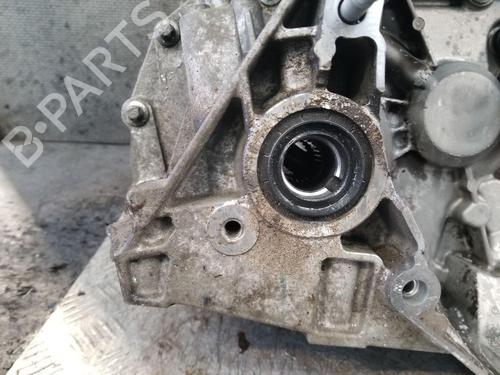 Gearbox DACIA DUSTER (HM_) | BP31842030M3