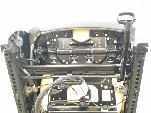Right front seat VW GOLF V (1K1) 2.0 TDI 16V | BP38326026C16 - Image 59