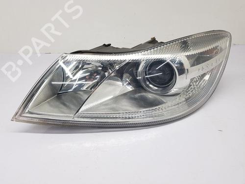 Used Left headlight SKODA OCTAVIA II Combi (1Z5) 1.6 TDI (105 hp) 29641923