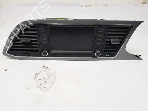 radio-seat-leon-5f1-2012-2013-2014-2015-2016-2017-2018-2019-2020-2021-31691163 main image