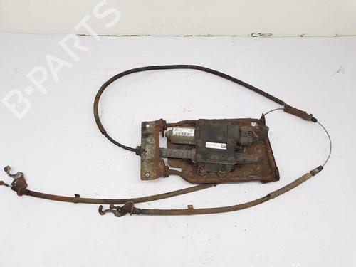 Used Electric handbrake VAUXHALL MERIVA Mk II (B) (S10) 1.4 (101 hp) 29316017