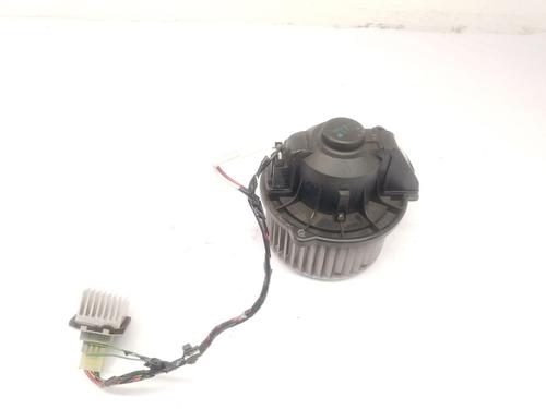 Heater blower motor LAND ROVER DISCOVERY IV (L319) 3.0 TD 4x4 | BP26185217M62 