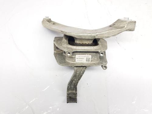 Used Engine mount AUDI Q3 Sportback (F3N) 2.5 RS TFSI quattro (400 hp) 30914868