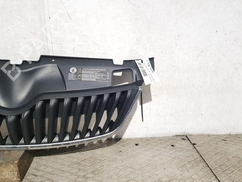 Grille SKODA FABIA II (542) 1.6 TDI | BP30045440C40