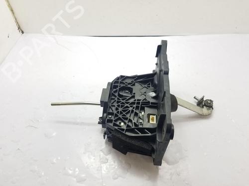 Used Gear lever LEXUS IS III (_E3_) 300h (AVE30_, AVE30R) (223 hp) 28157776