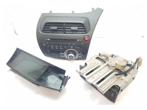 Used Radio HONDA CIVIC VIII Hatchback (FN, FK) 1.8 (FN1, FK2) (140 hp) 23233260